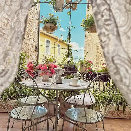 Spello House Patio Apartamento Exterior foto